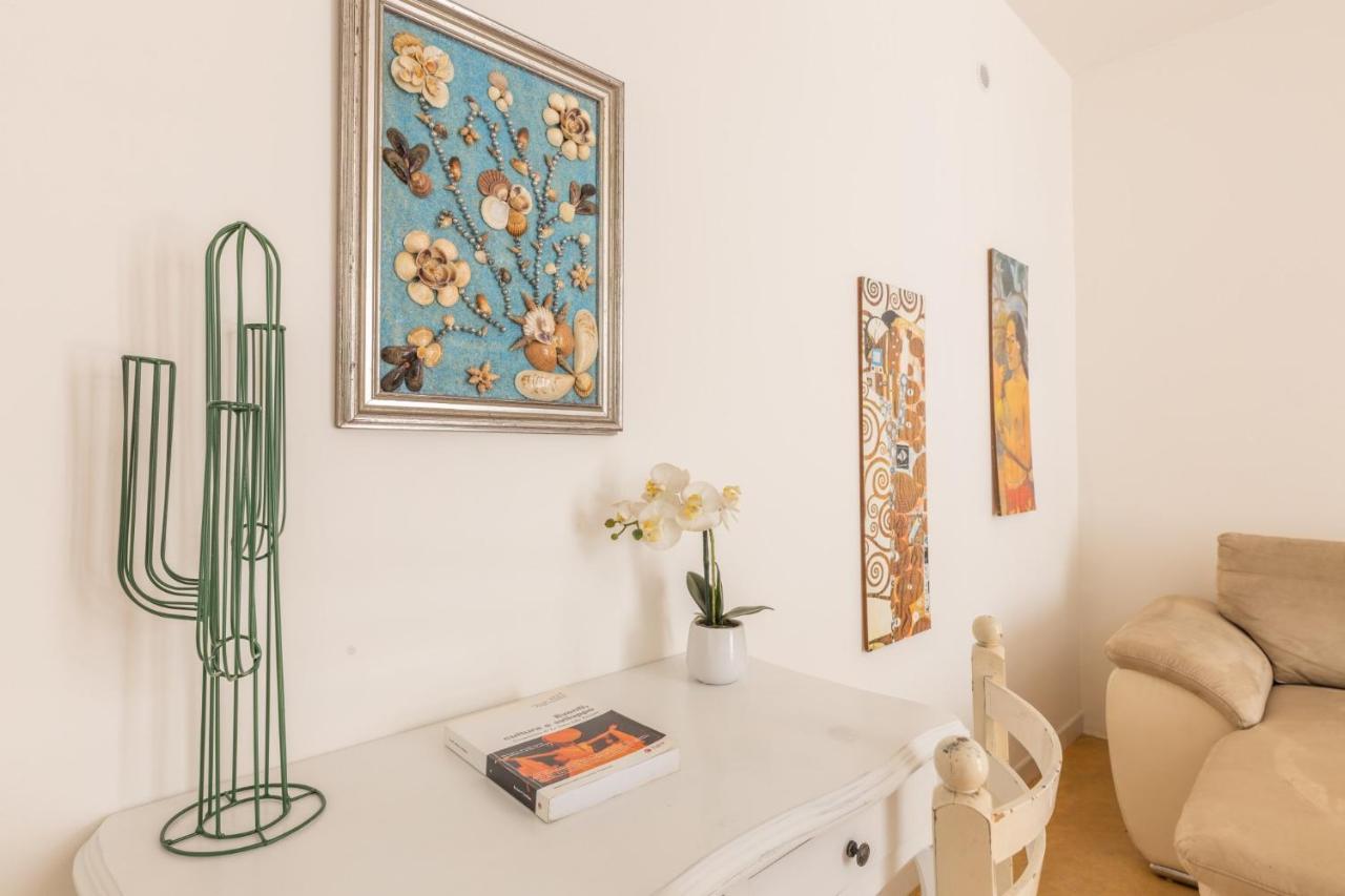 Ferienwohnung Dimora Il Castello Racale Exterior foto